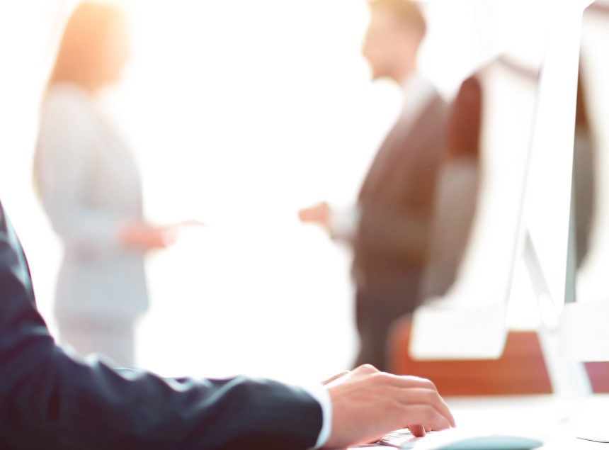 Formação Profissional Específica e Atualização de Dirigentes da Administração Pública | Formação de Trabalhadores para o Futuro Exercício de Funções Dirigentes ou de Liderança de Equipas na Administração Pública